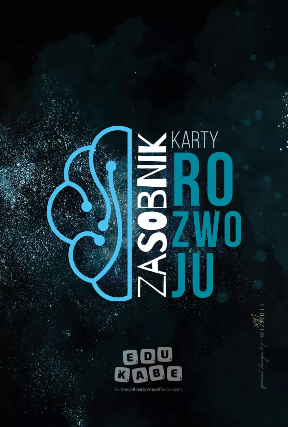 Karta tytułowa talii Zasobnik Rozwoju — grafika mózgu na tle kosmosu, logo Fundacji EduKABE